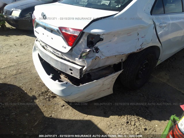 4T4BF1FK2GR542548 - 2016 TOYOTA CAMRY LE/XLE/SE/XSE WHITE photo 6