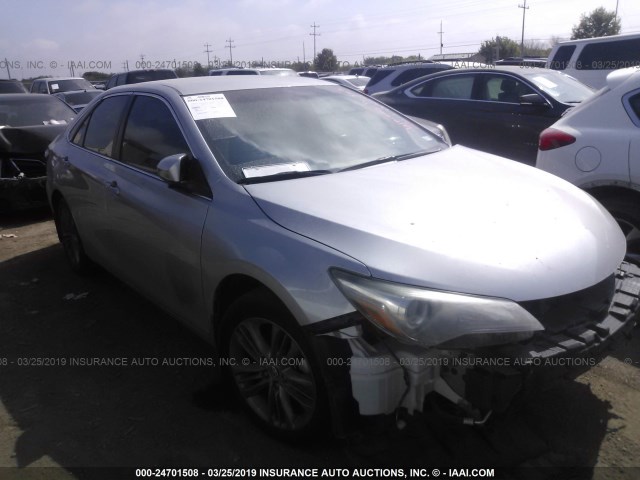 4T1BF1FK2FU895249 - 2015 TOYOTA CAMRY LE/XLE/SE/XSE 银色 照片 1