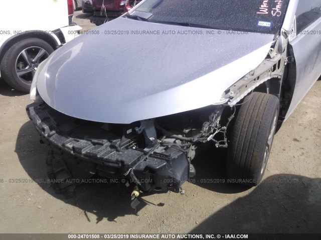 4T1BF1FK2FU895249 - 2015 TOYOTA CAMRY LE/XLE/SE/XSE 银色 照片 6