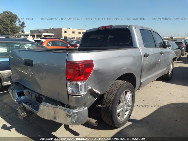 5TFEY5F10AX085538 - 2010 TOYOTA TUNDRA CREWMAX SR5 SILVER photo 4