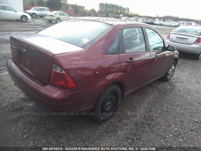 1FAFP34N07W156064 - 2007 FORD FOCUS ZX4/S/SE/SES RED photo 4