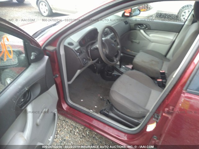 1FAFP34N07W156064 - 2007 FORD FOCUS ZX4/S/SE/SES RED photo 5