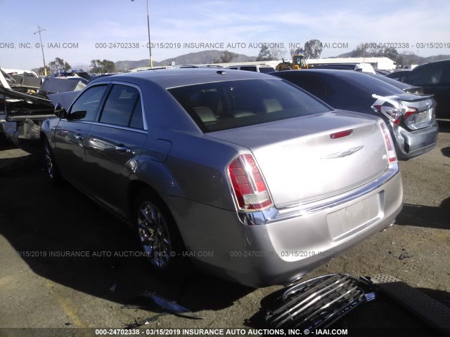 2C3CCAEG8DH620679 - 2013 CHRYSLER 300C GRAY photo 3