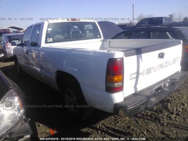 2GCEC19WXX1260267 - 1999 CHEVROLET SILVERADO C1500 WHITE photo 3