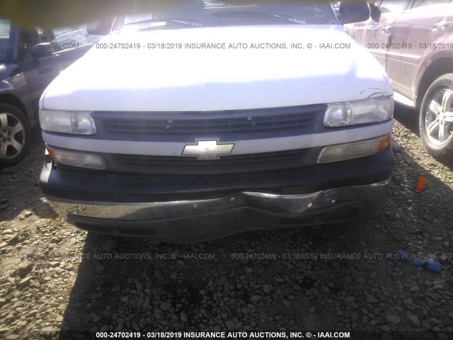 2GCEC19WXX1260267 - 1999 CHEVROLET SILVERADO C1500 WHITE photo 6