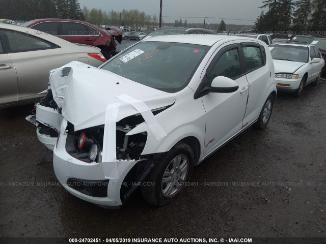 1G1JB6SH3C4118070 - 2012 CHEVROLET SONIC LS WHITE photo 2