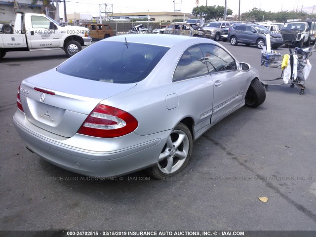 WDBTJ65J85F149466 - 2005 MERCEDES-BENZ CLK 320C SILVER photo 4