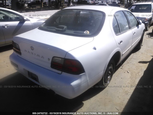 JN1CA21D3TT735617 - 1996 NISSAN MAXIMA GLE/GXE/SE WHITE photo 4