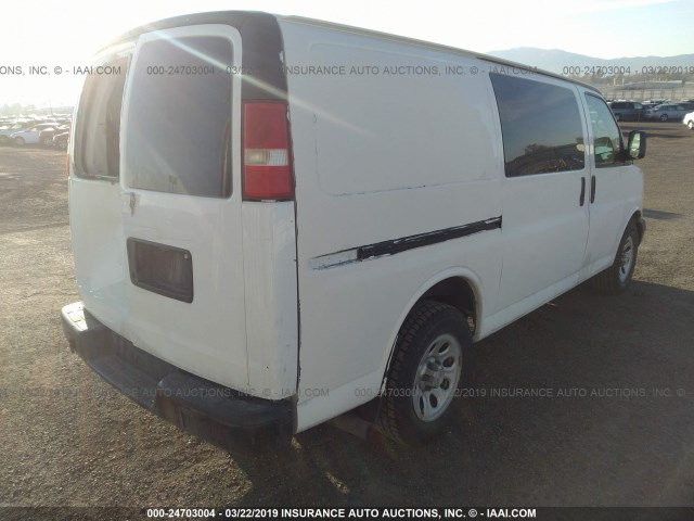 1GCUGADX1A1106186 - 2010 CHEVROLET EXPRESS G1500  WHITE photo 4