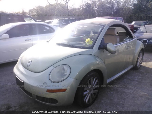 3VWRF31YX8M414968 - 2008 VOLKSWAGEN NEW BEETLE CONVERTIBLE SE GREEN photo 2