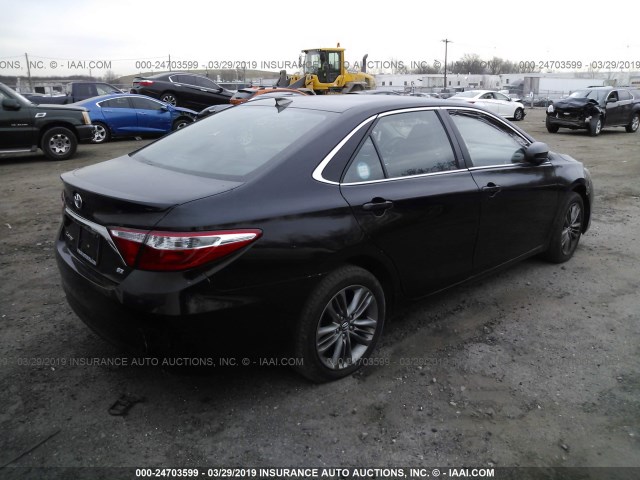 4T1BF1FK7GU238710 - 2016 TOYOTA CAMRY LE/XLE/SE/XSE 黑色 照片 4