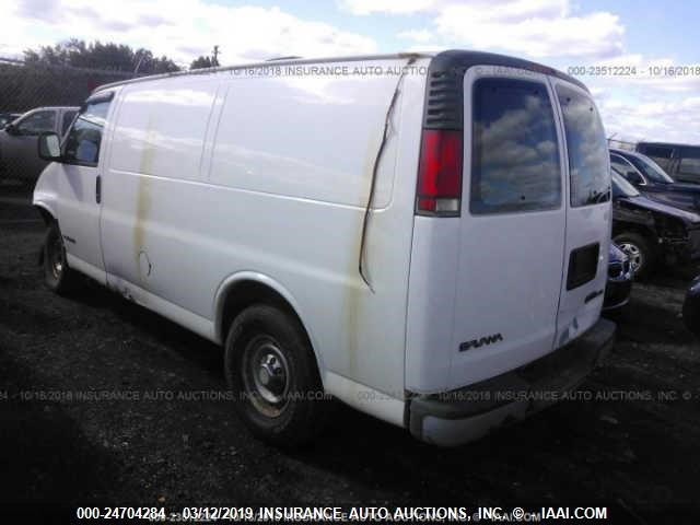 1GTHG35R2V1084072 - 1997 GMC SAVANA G3500 WHITE photo 3