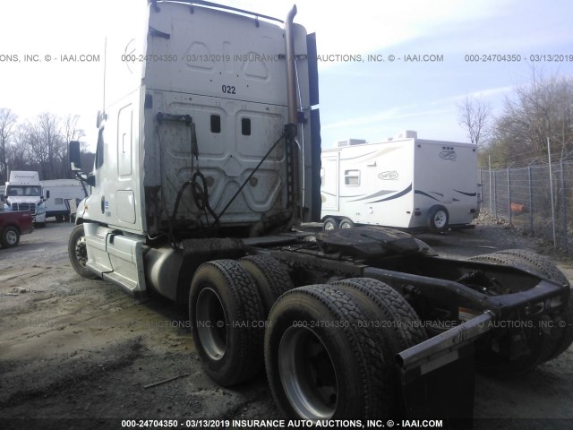 1FUJGLDR3CSBH5806 - 2012 FREIGHTLINER CASCADIA 125  Unknown photo 2