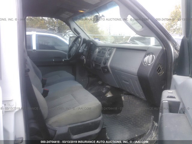 1FT7W3BT5EEB63663 - 2014 FORD F350 SUPER DUTY WHITE photo 5