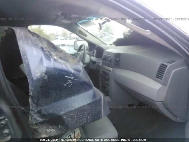 1J4GS48KX5C611630 - 2005 JEEP GRAND CHEROKEE LAREDO/COLUMBIA/FREEDOM 蓝色 照片 5