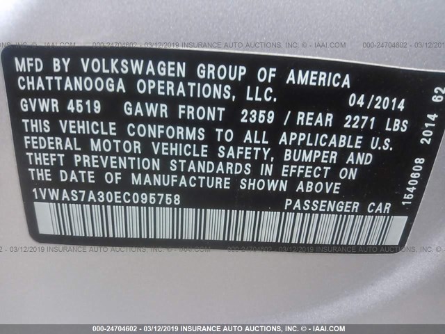 1VWAS7A30EC095758 - 2014 VOLKSWAGEN PASSAT S SILVER photo 9