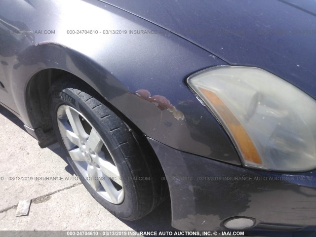 1N4BA41E24C931259 - 2004 NISSAN MAXIMA SE/SL GRAY photo 6