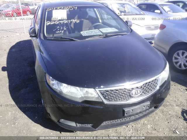 KNAFU4A28B5373375 - 2011 KIA FORTE EX BLACK photo 6