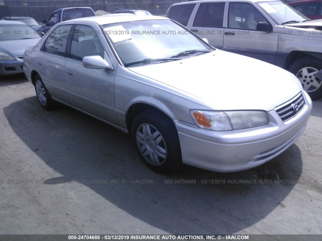 4T1BG22K21U069633 - 2001 TOYOTA CAMRY CE/LE/XLE 银色 照片 1