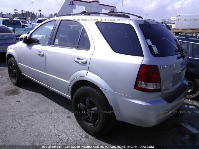 KNDJC733965643520 - 2006 KIA SORENTO EX/LX SILVER photo 3