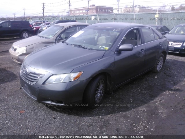 4T1BE46K57U697772 - 2007 TOYOTA CAMRY NEW GENERAT CE/LE/XLE/SE GRAY photo 2