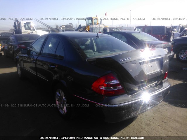 WDBUF65J14A452722 - 2004 MERCEDES-BENZ E 320 GRAY photo 3