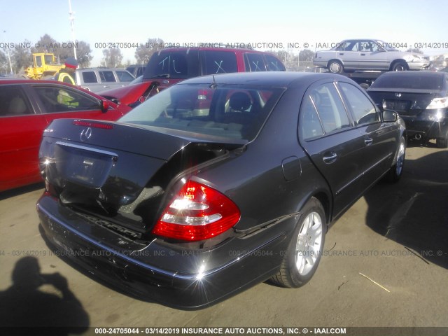 WDBUF65J14A452722 - 2004 MERCEDES-BENZ E 320 GRAY photo 4