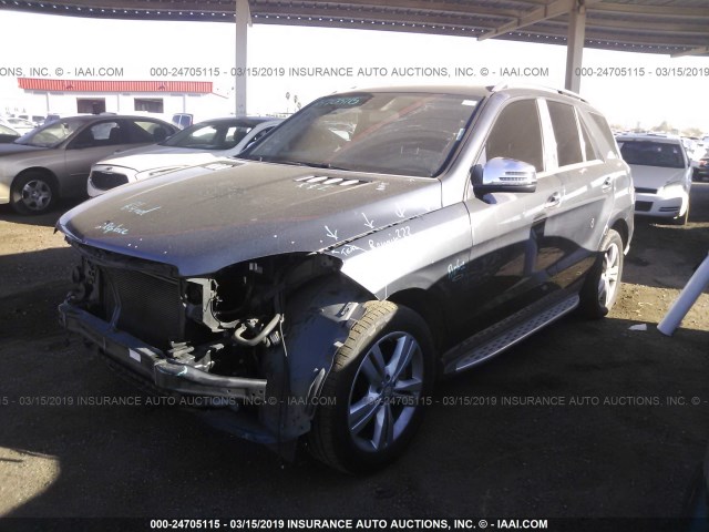 4JGDA5HB7CA050258 - 2012 MERCEDES-BENZ ML 350 4MATIC GRAY photo 2