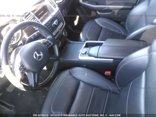 4JGDA5HB7CA050258 - 2012 MERCEDES-BENZ ML 350 4MATIC GRAY photo 5