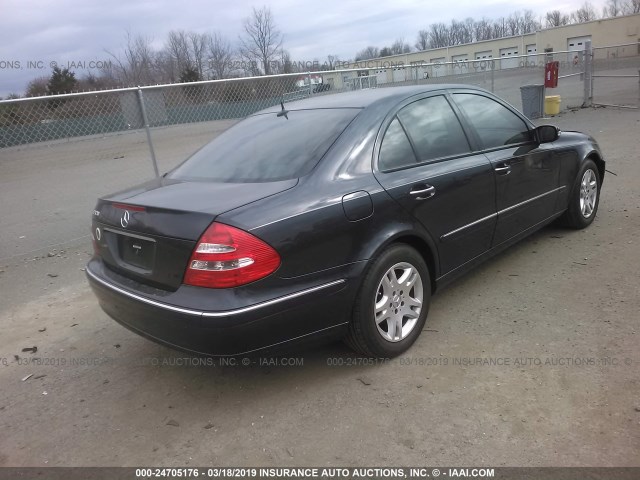 WDBUF65J63A130818 - 2003 MERCEDES-BENZ E 320 BLUE photo 4