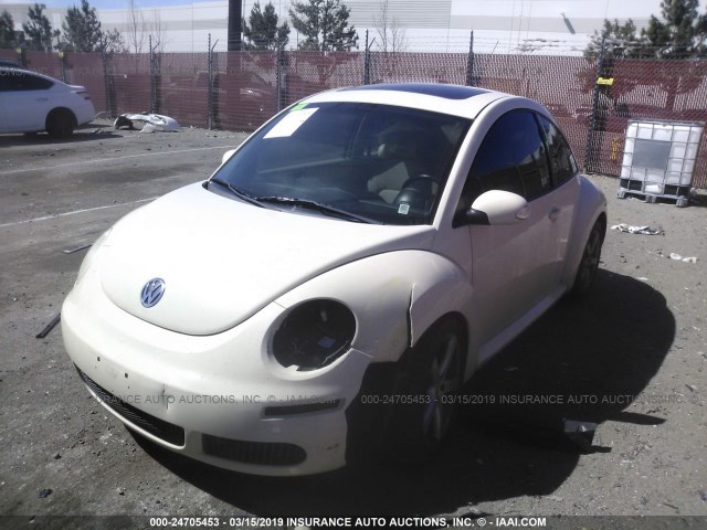 3VWRG3AG3AM015300 - 2010 VOLKSWAGEN NEW BEETLE Krem foto 2