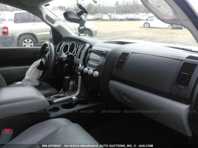 5TFRY5F19DX144740 - 2013 TOYOTA TUNDRA DOUBLE CAB SR5 WHITE photo 5