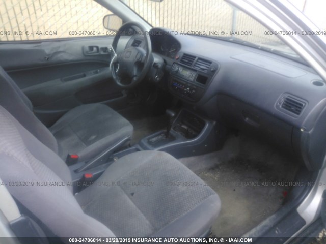 1HGEJ6228VL116896 - 1997 HONDA CIVIC DX SILVER photo 5