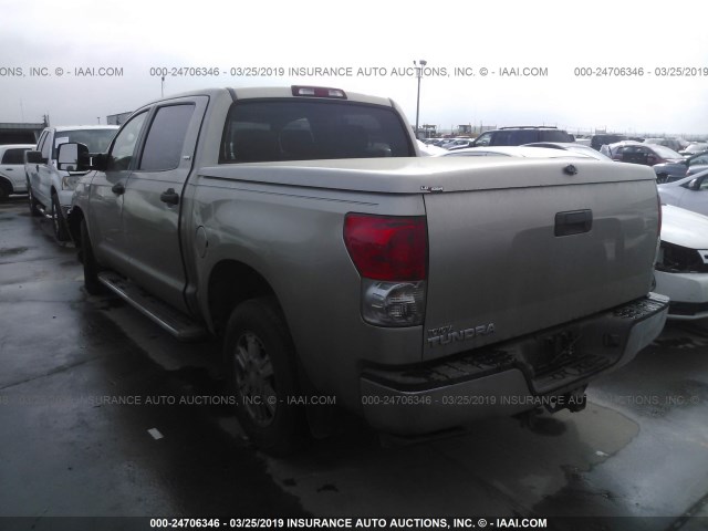 5TBEV54147S469227 - 2007 TOYOTA TUNDRA CREWMAX SR5 GOLD photo 3