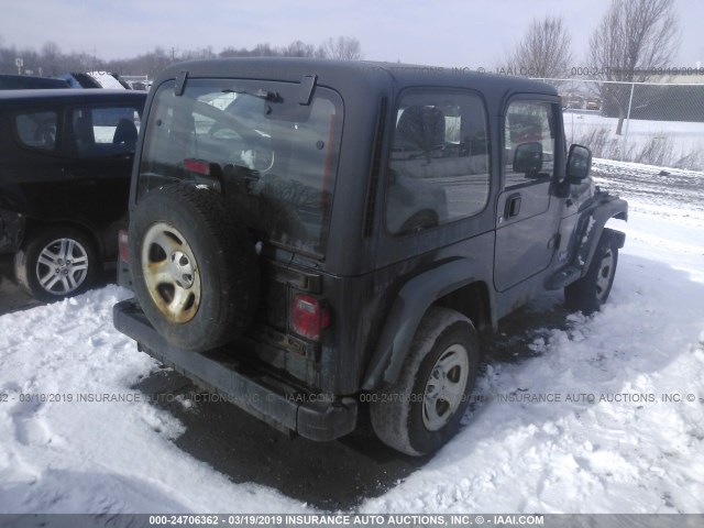 1J4FA29195P371410 - 2005 JEEP WRANGLER / TJ SE GREEN photo 4