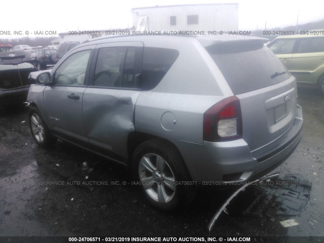 1C4NJDEB1FD217692 - 2015 JEEP COMPASS LATITUDE GRAY photo 3