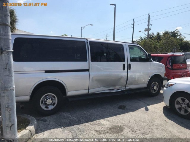 1GAZGPFG5K1171574 - 2019 CHEVROLET EXPRESS G3500 LT GRAY photo 14