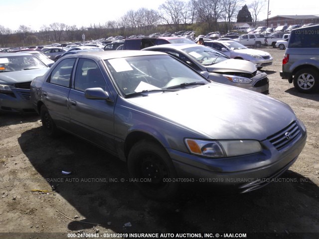 4T1BG22K6XU443413 - 1999 TOYOTA CAMRY CE/LE/XLE 灰色 照片 1