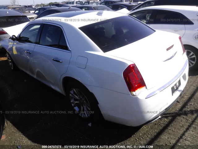 2C3CCAEG0HH549855 - 2017 CHRYSLER 300C WHITE photo 3