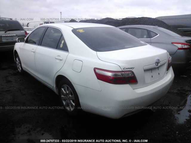 4T1BE46K77U610504 - 2007 TOYOTA CAMRY NEW GENERAT CE/LE/XLE/SE WHITE photo 3