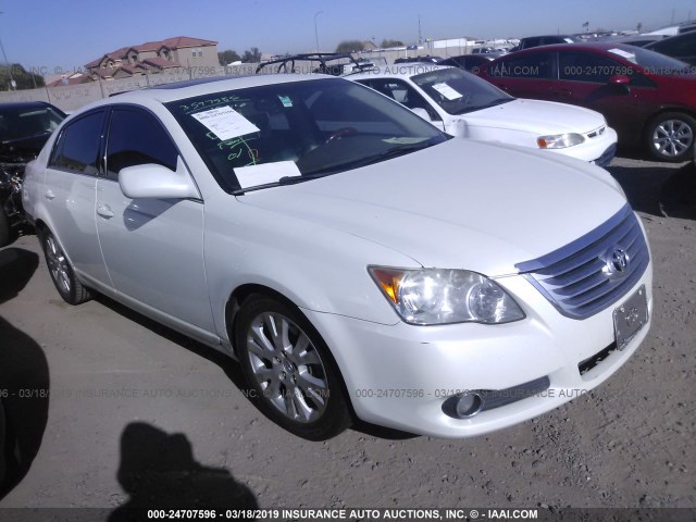 4T1BK36B98U267912 - 2008 TOYOTA AVALON XL/XLS/TOURING/LIMITED WHITE photo 1