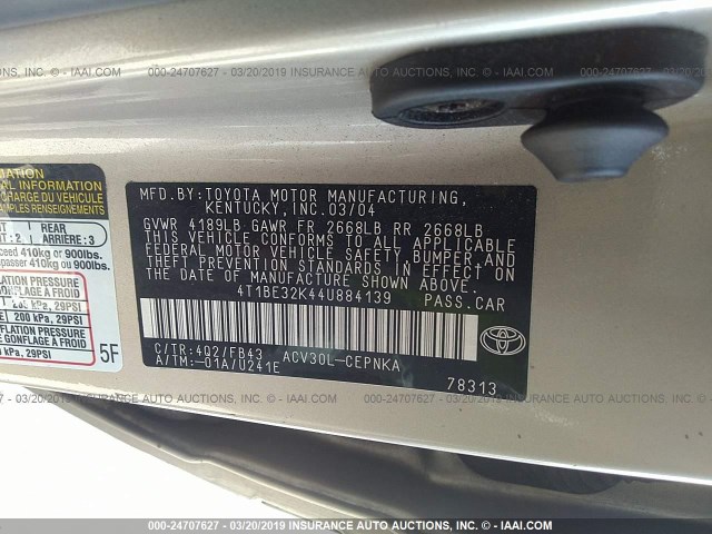 4T1BE32K44U884139 - 2004 TOYOTA CAMRY LE/XLE/SE GOLD photo 9