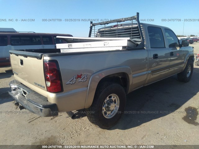 1GCGK23U94F160268 - 2004 CHEVROLET SILVERADO K2500 GOLD photo 4