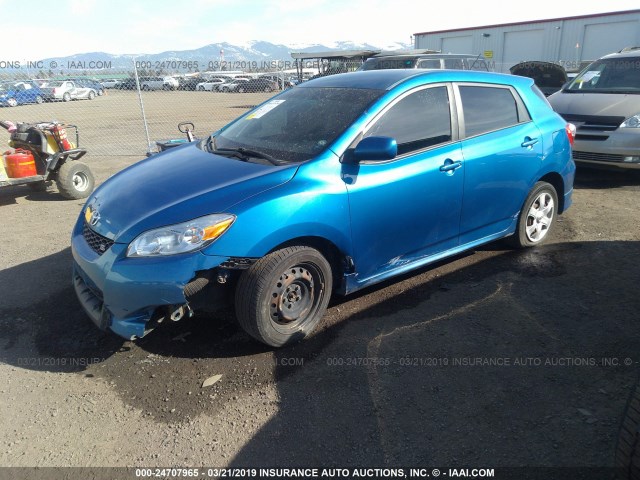 2T1LE40EX9C007378 - 2009 TOYOTA COROLLA MATRIX S BLUE photo 2