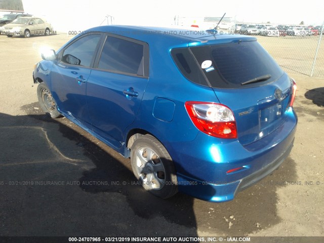 2T1LE40EX9C007378 - 2009 TOYOTA COROLLA MATRIX S BLUE photo 3