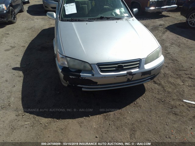 4T1BG22K91U094903 - 2001 TOYOTA CAMRY CE/LE/XLE SILVER photo 6