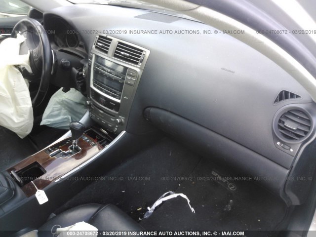 JTHBK262675038304 - 2007 LEXUS IS 250 SILVER photo 5