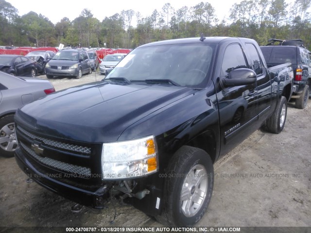 1GCRKSE34BZ370611 - 2011 CHEVROLET SILVERADO K1500 LT BLACK photo 2