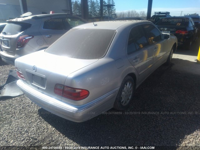 WDBJF65J1YB124364 - 2000 MERCEDES-BENZ E 320 SILVER photo 4