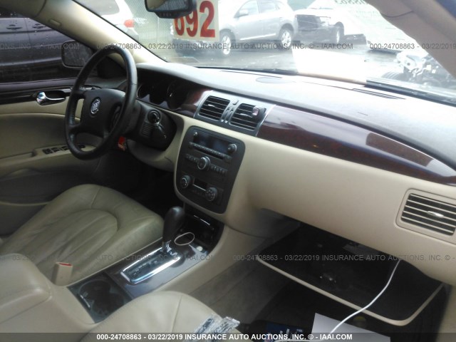 1G4HC5E16AU124059 - 2010 BUICK LUCERNE CXL TAN photo 5